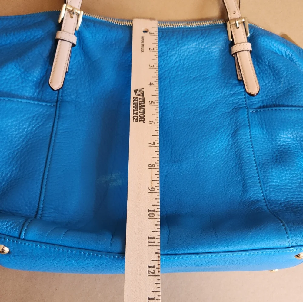 Michael Kors large turquoise tote bag missing The Key Chain - Picture 12 of 13